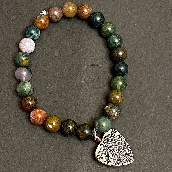 Indian Agate Jewelry - Indian Agate Round Beaded Bracelet With Silver Shaped Heart & Expressive Vanes.